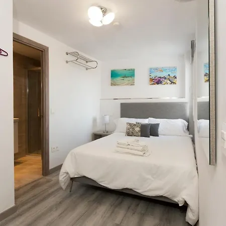 Modern Apartment, Old Town *